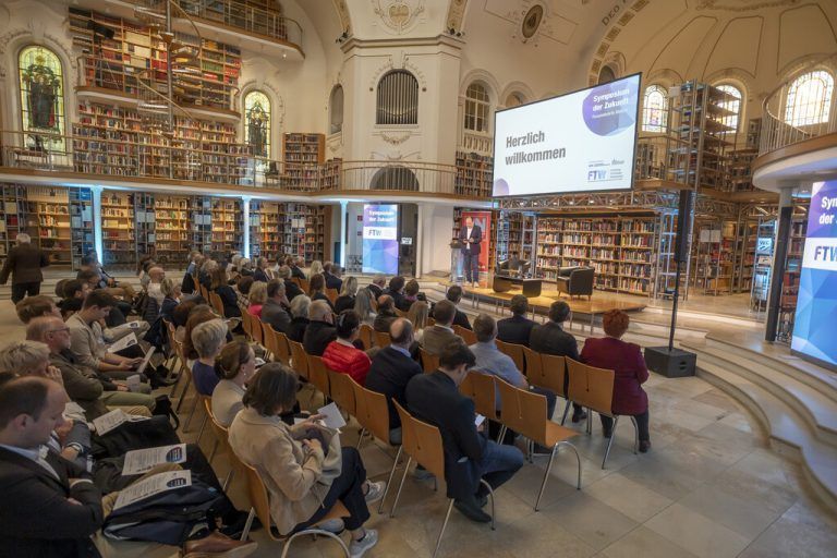 FTW-Symposium: Wie personalisierte Medizin das Leben verbessern wird. »a6, 7