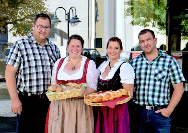 Gerhard und Dagmar Oberer sowie Claudia und Herbert Oberer brachten Gebäck mit. SCO