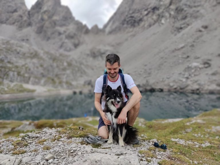 Hundedame Pixel hat Sebastian Rangger durch ihren Namen auch schon Aufträge verschafft. Rangger