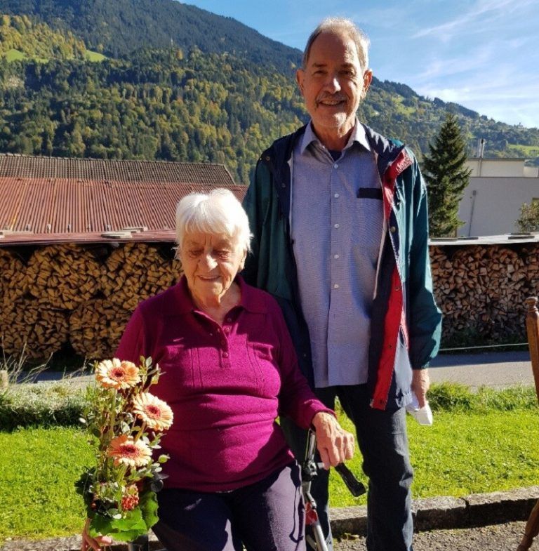 Jubilarin Hilda Fritz mit PVÖ-Vandans-Obmann Karl-Heinz Thaler.PVÖ Vandans