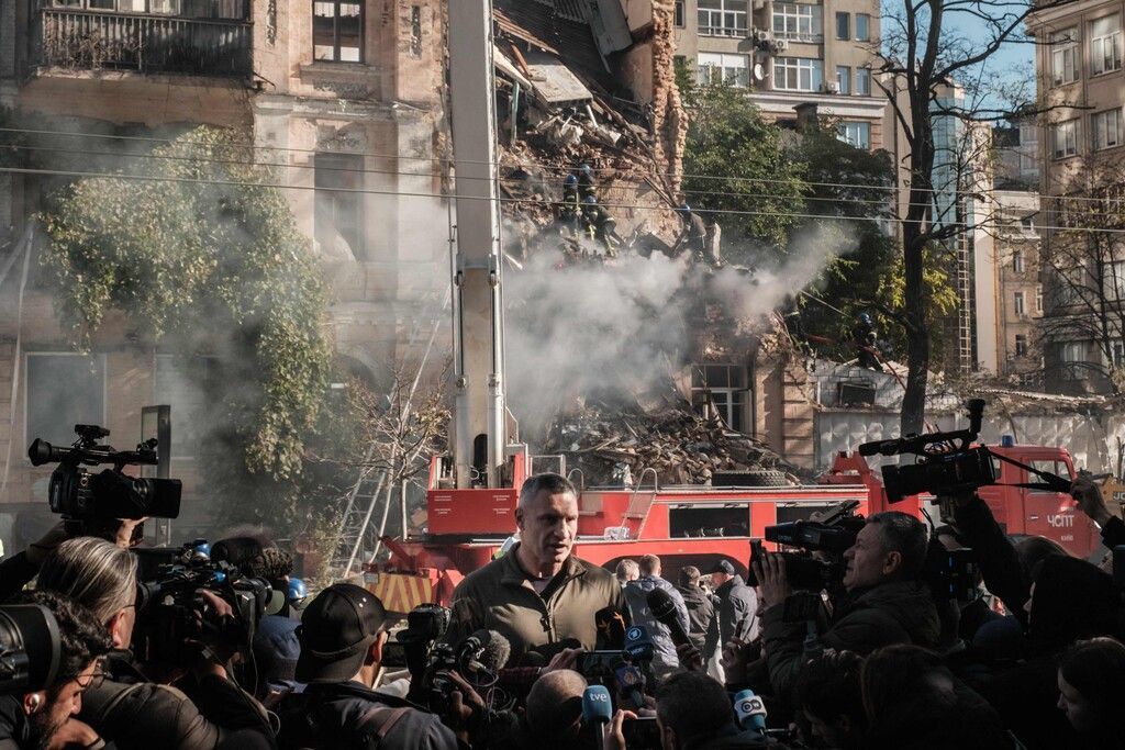 Russland attackiert Kiew erneut