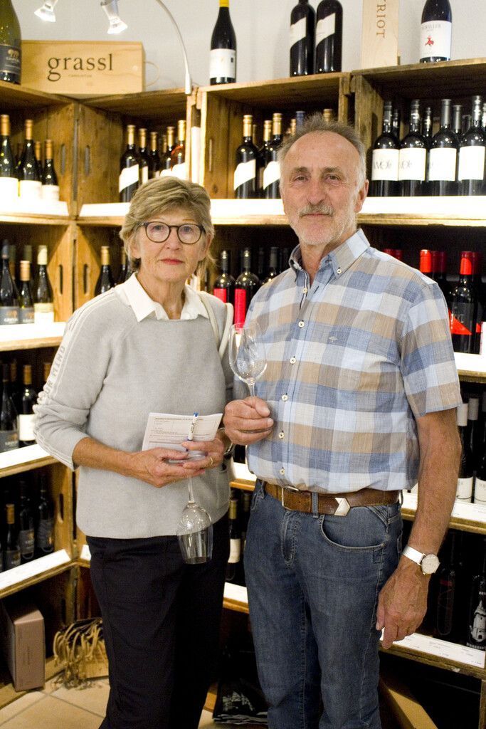Lisbeth und Norbert Schwendinger kamen zur Verkostung.