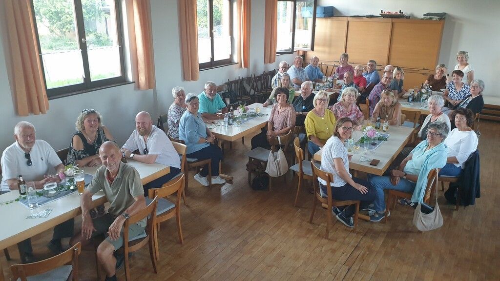 Eingesendet. Vereinsnachrichten aus dem Bezirk
