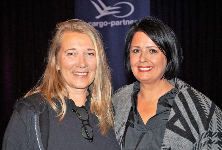 Sandra Waldenberger und Elke Küng-Passamani (Hirschmann Automotive).
