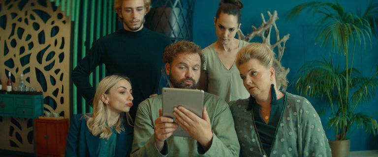 Thomas Stipsits alias Callboy Georgy Hillmaier kehrt ins Kino zurück. Filmladen