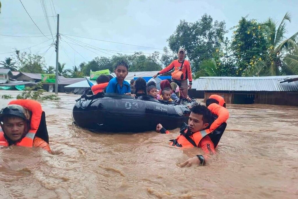 Mindestens 42 Tote bei Überflutungen auf den Philippinen