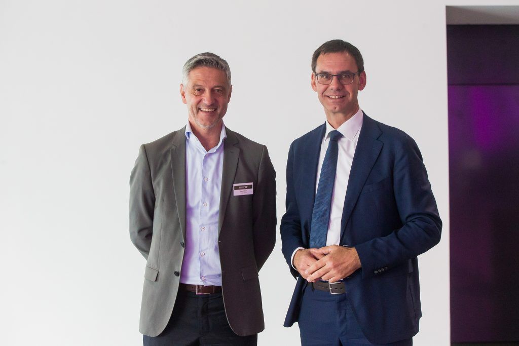 Bühne für Wirtschaftstreibende