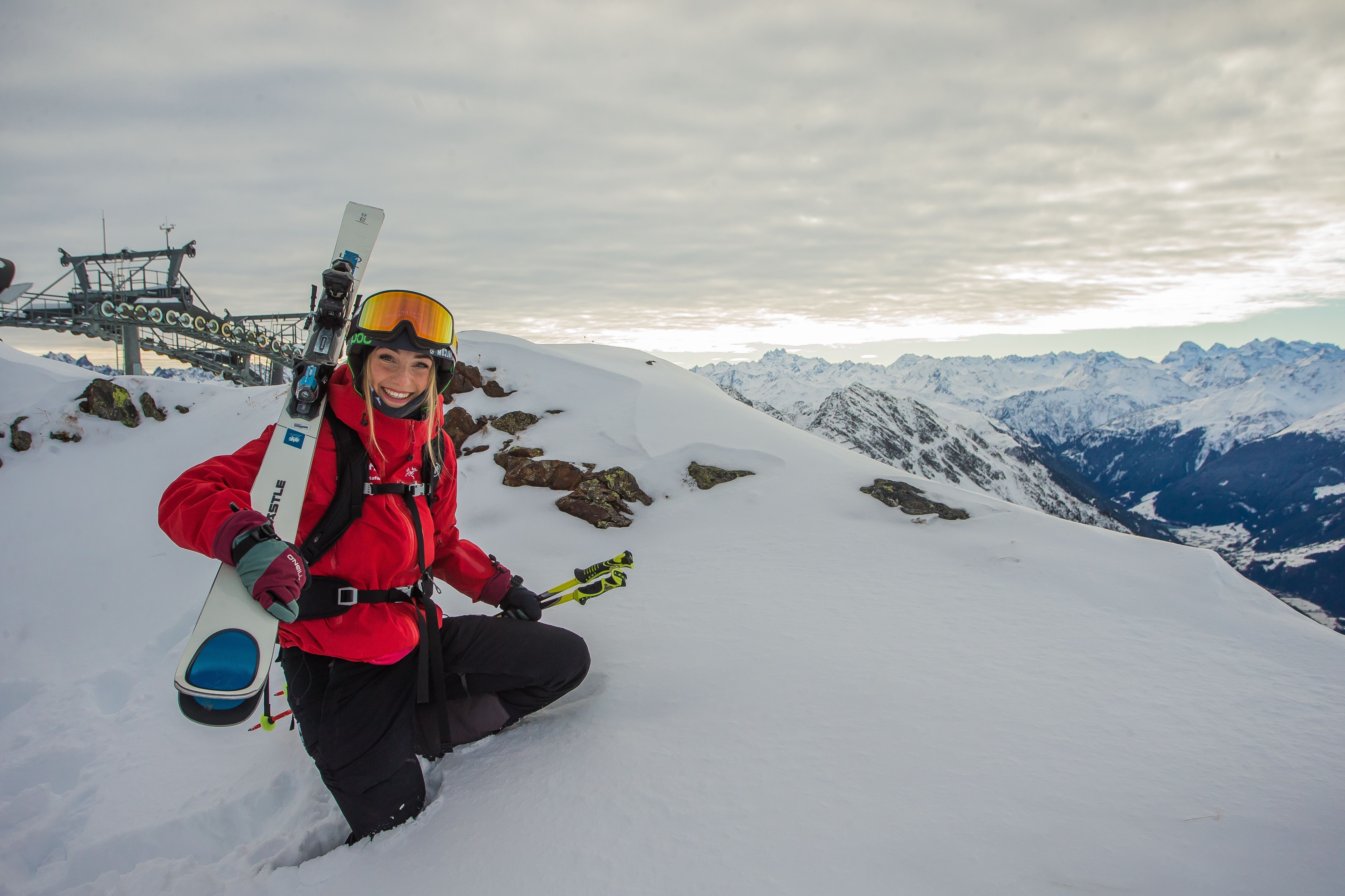 Friederike Weber beim Schneetest.