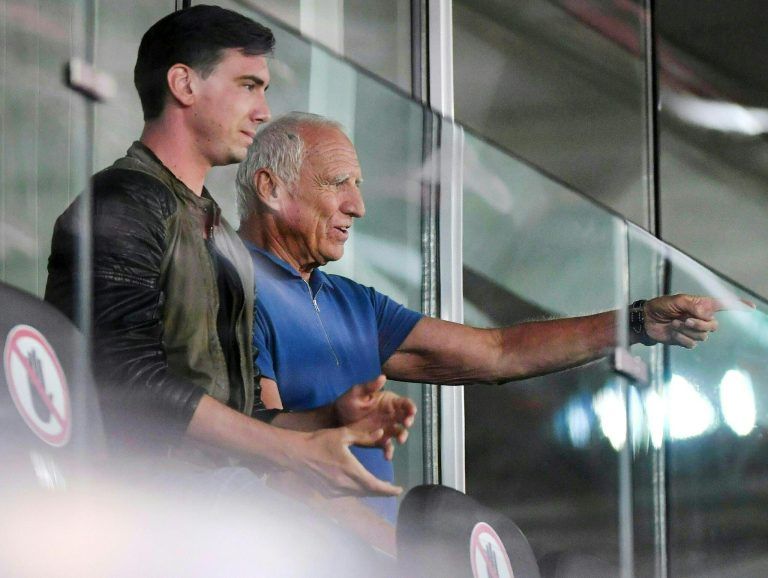 Mark Gerhardter mit seinem 2022 verstorbenen Vater Dietrich Mateschitz.APA/Gindl
