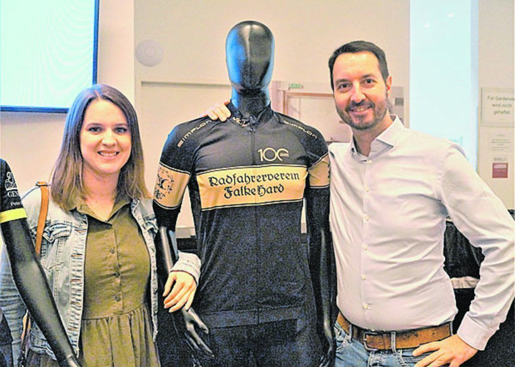Historische Feier im Spannrahmen