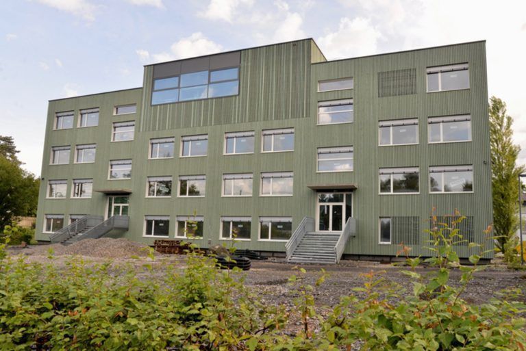Die neue Ausweichschule. Hier sollen die Schüler der VS Forach bald einziehen, aber nur bis das neue Schulgebäude fertig ist.