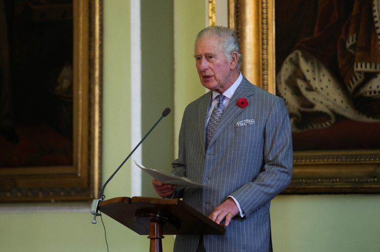 Das Königshaus um den regierenden Monarchen stellt sich neu auf. reuters