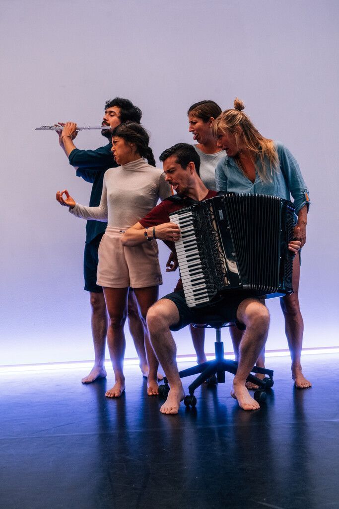 Neues Tanztheater „Alles nur Lemminge“