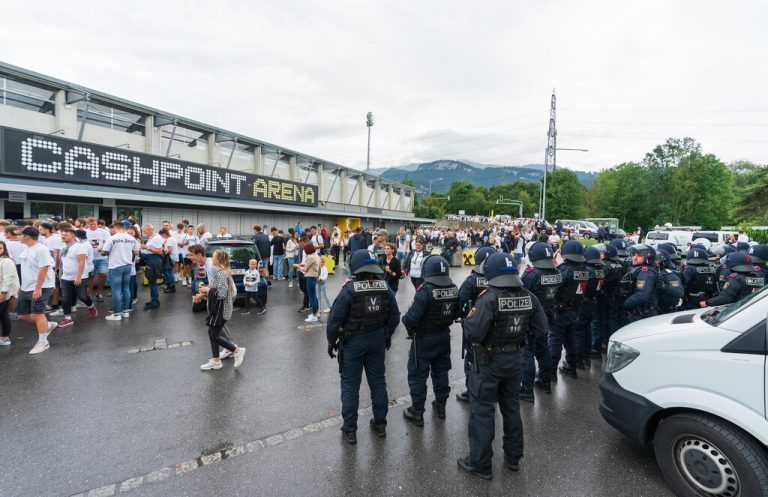 So viel Polizei wie noch nie beim Derby