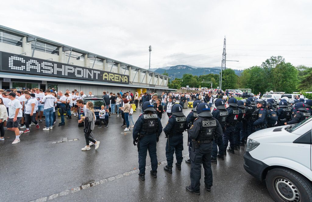 So viel Polizei wie noch nie beim Derby