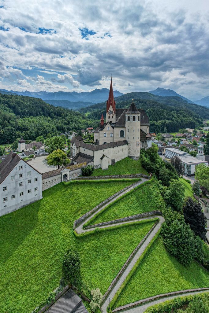 „Totentanz“ in  der Basilika
