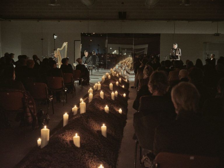 19 Uhr A. Hallenbad, feldkirch