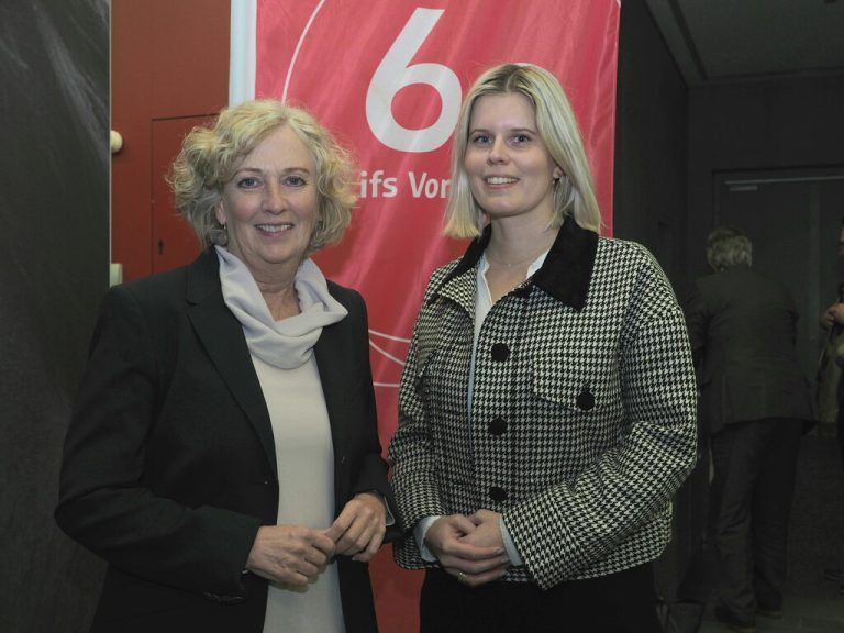 Landesrätin Katharina Wiesflecker und Stadträtin Julia Berchtold.