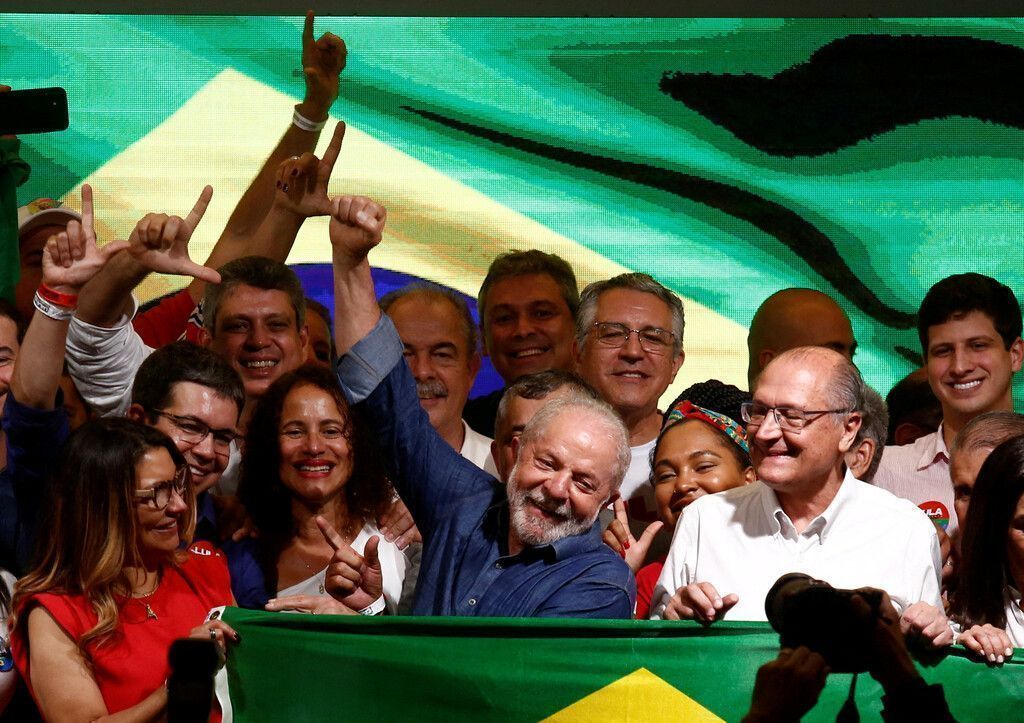 Bolsonaros Schweigen erst spät gebrochen