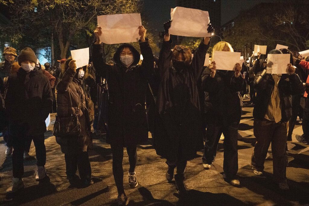 Polizeipräsenz gegen Proteste