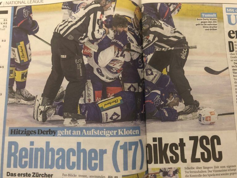 Reinbacher im Spiel gegen den ZSC mitten im Getümmel.bl