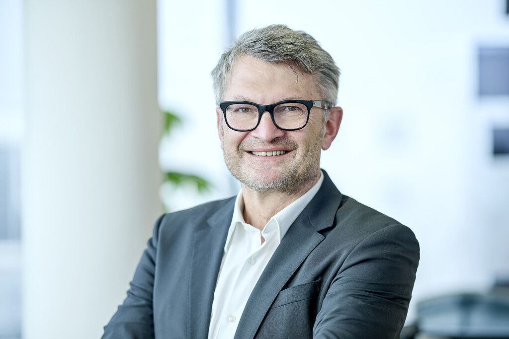Kurse schlagen weiter hohe Wellen