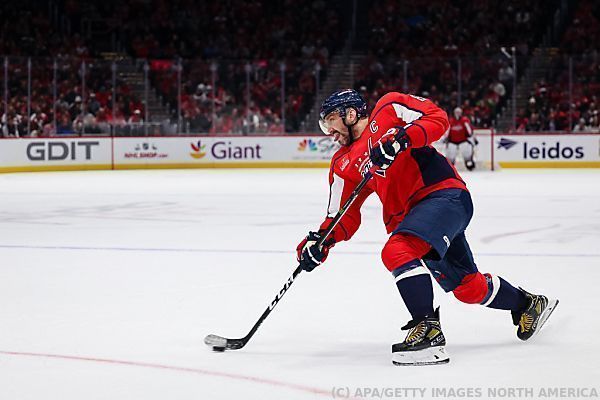 Hurricanes stellen in NHL mit 4:3-Sieg Franchise-Rekord ein