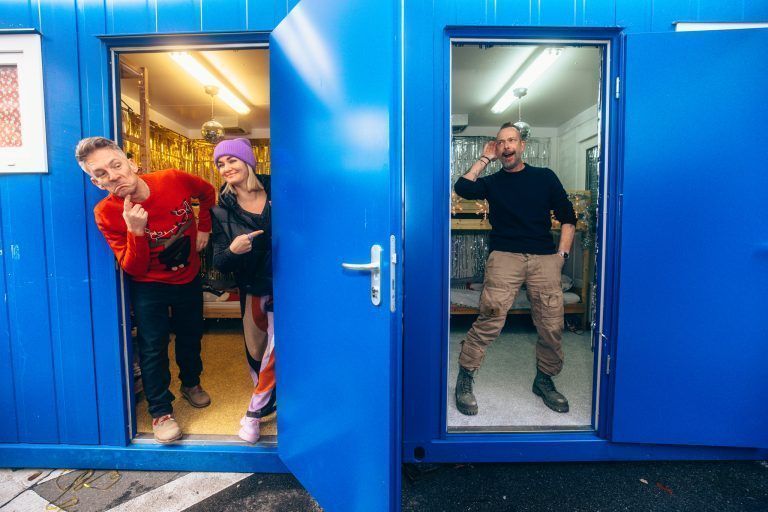 Von den 130.000 Euro werde auch die Unterbringung der Moderatoren in den Wohncontainern finanziert. <span class="copyright">Ö3/Martin Krachler</span>