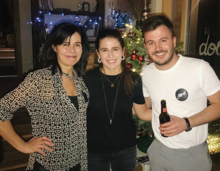 Maria Gabriel mit ihrer Tochter Linda und ihrem Sohn Fabio.