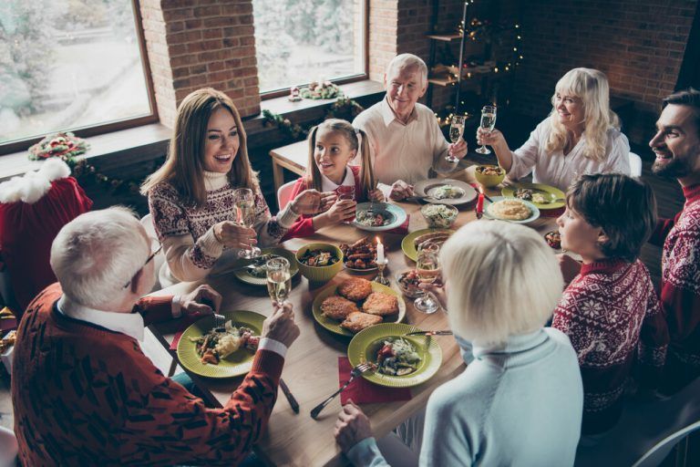 Das Festessen an Weihnachten wird in vielen Ländern der Welt zelebriert.Shutterstock/3