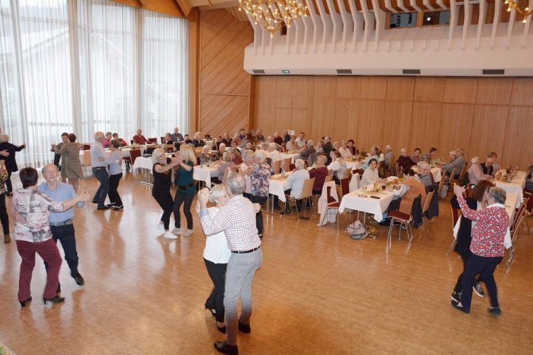 Die traditionelle Martinifeier der Nüziger Pensionisten.pv og nüziders