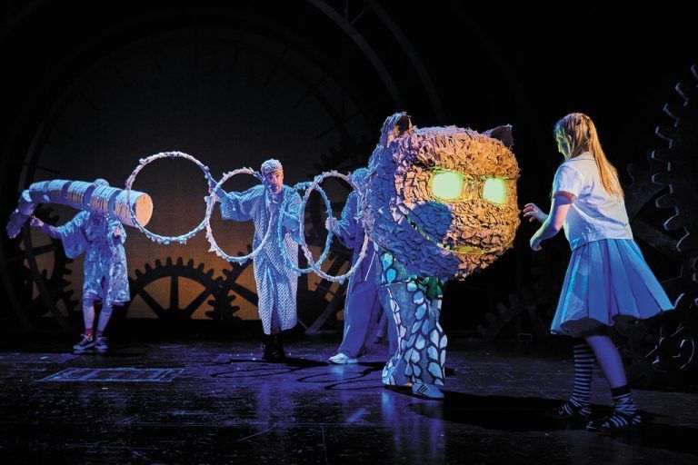 VN-Abonnenten können je zwei Karten gewinnen für „Alice im Wunderland“ am Samstag, 7. Jänner 2023, 15 Uhr, im Landestheater Bregenz.anja Köhler