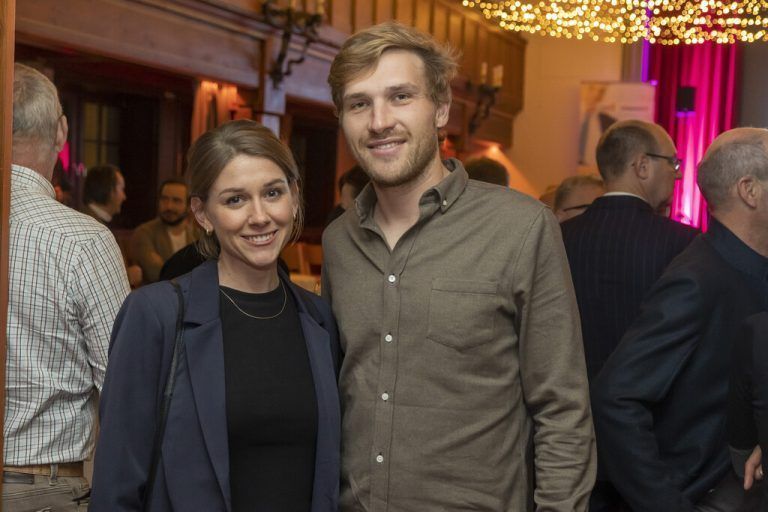 Eva Heerdegen (Eco Concept Store) mit Ex-Radprofi Matthias Brändle.