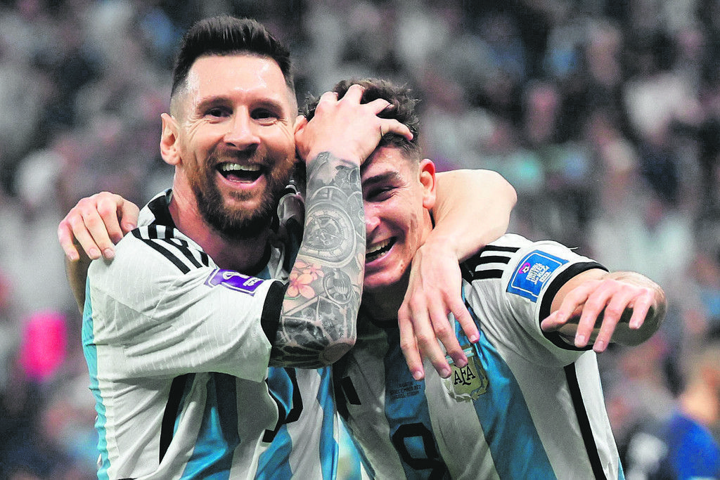 Messi führt Argentinien ins WM-Finale