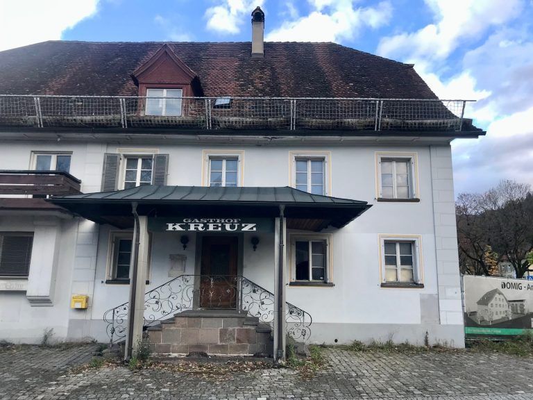 Seit 2013 hat das Gasthaus Kreuz geschlossen.