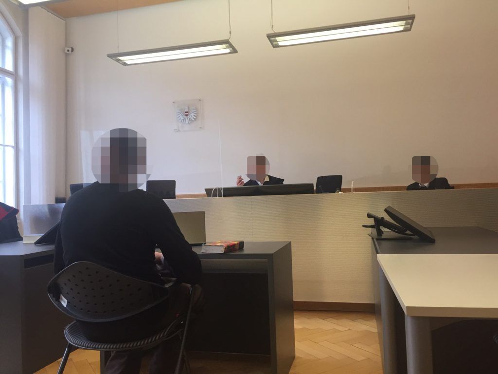 Gericht: Diese Frechheit erlaubte sich ein falscher Polizist