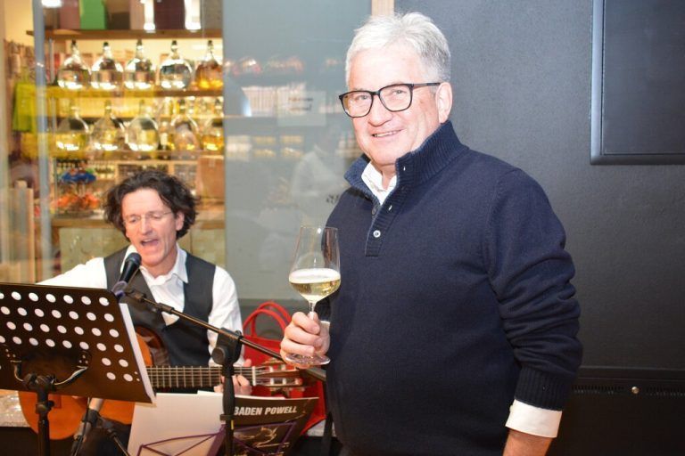 Sänger und Gitarrist Georg Dirschmid und Matthias Ammann.