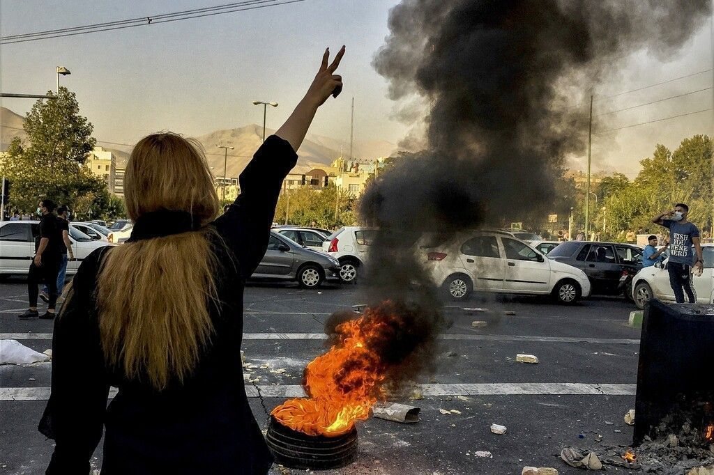 Geschäfte im Iran folgen Generalstreik