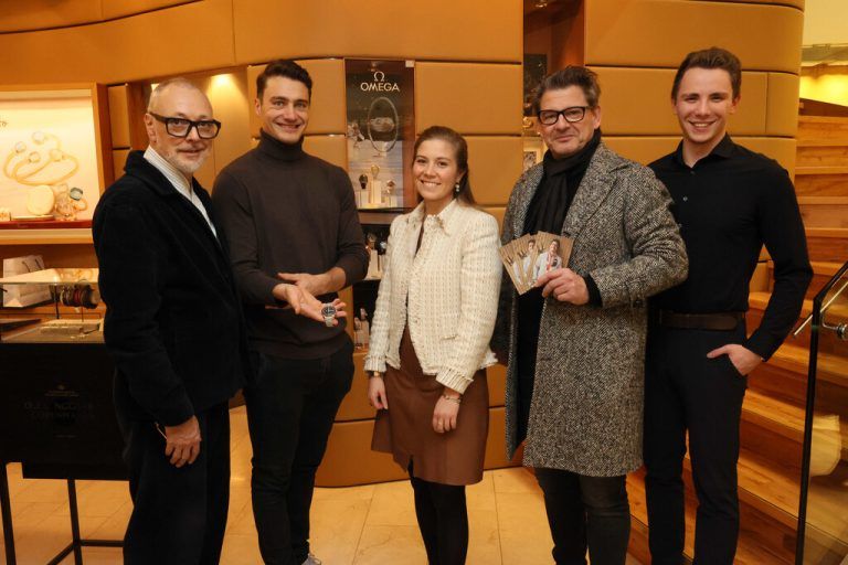 Thomas Jochum, Alessandro Hämmerle, Anna-Lena Hollfelder, RA Wilhelm Klagian und „Lehrling des Jahres“ Nicolas Zündt. AME