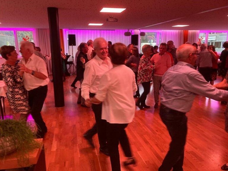 Tolle Stimmung beim PVÖ-Landestanz.PVÖ