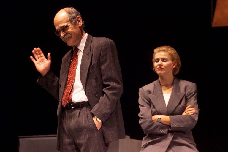 "Top Dogs" am Landestheater im Jahr 1998.  <span class="copyright"> Bernd Hofmeister (4)</span>