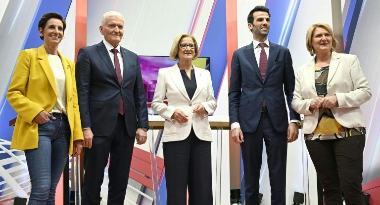 <span class="copyright">APA/HELMUT FOHRINGER</span>