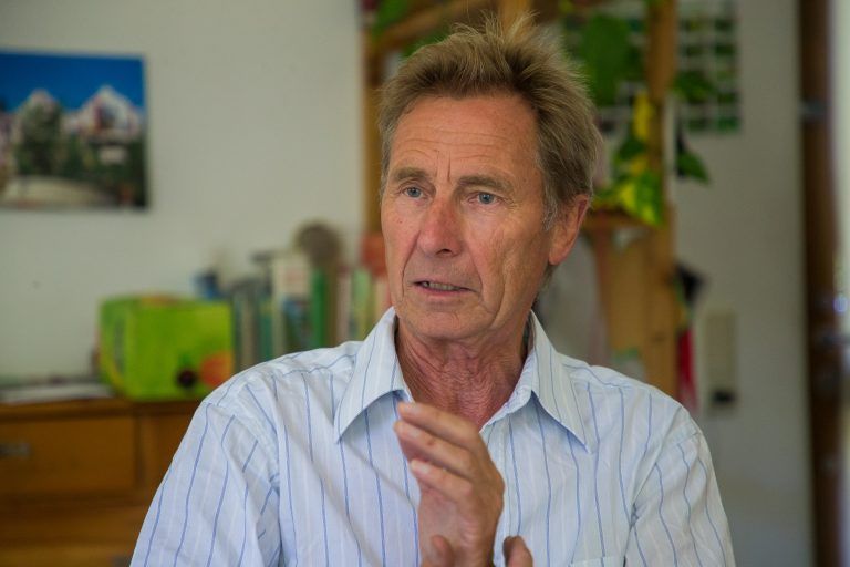 S18 Eugen Schneider, Motive vom Sprecher der Straßengegner-Initiative