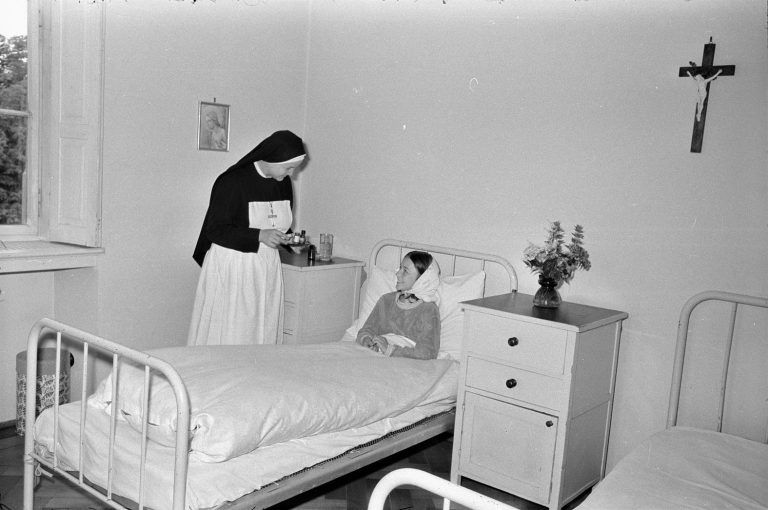 In den Krankenzimmern wurde man warmherzig umsorgt.