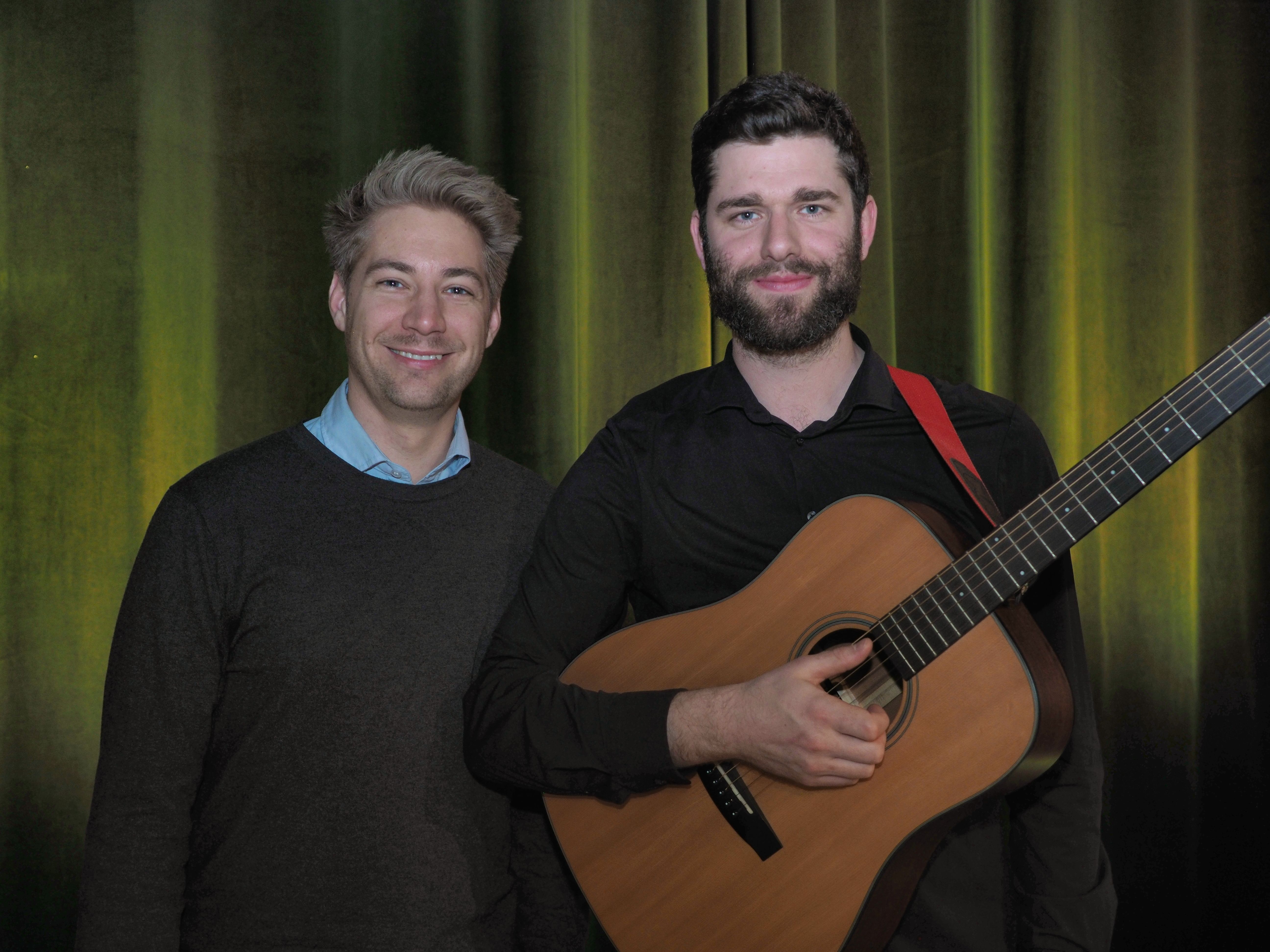 Daniel Fleps und Bastian Berchtold von der Gruppe "dabado" sorgten für die musikalische Unterhaltung.