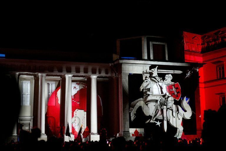 Anlässlich der Feierlichkeiten zum 700-jährigen Jubiläum der litauischen Hauptstadt fand in Vilnius ein Lichterfest statt. Reuters