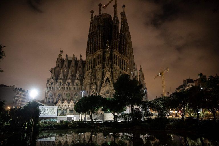 Das spektakuläre Kirchengebäude ist 138 Meter hoch. AFP