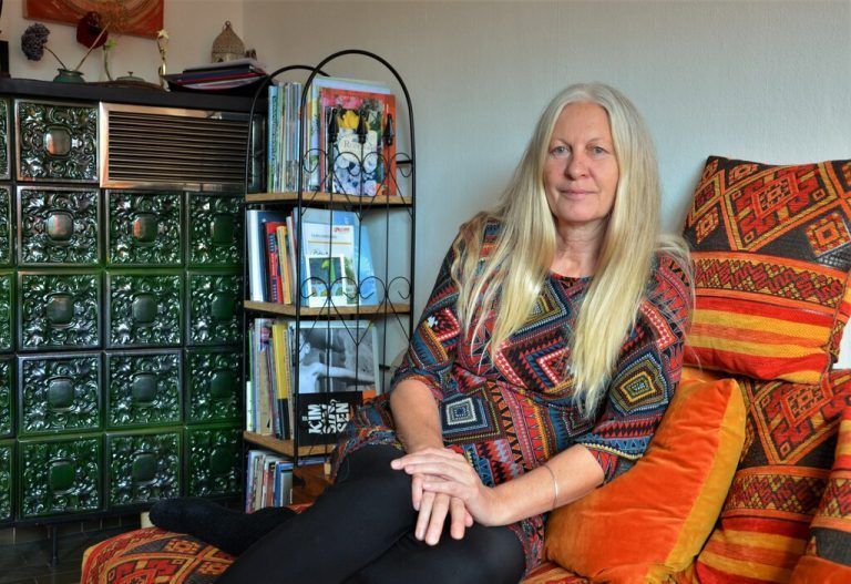 Eva Fahlbusch freut sich, dass ihre Arbeit mit Geflüchteten gewürdigt wird. HRJ