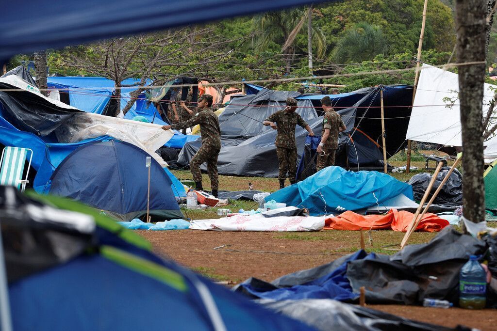Brasilianische Polizei räumt Protestcamp