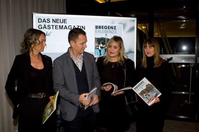 Grafikerin Petra Wolfgang, GF Robert S. Salant und die Organisatorinnen Christina Egger und Rebecca Schreier präsentierten das neue Magazin. Franc